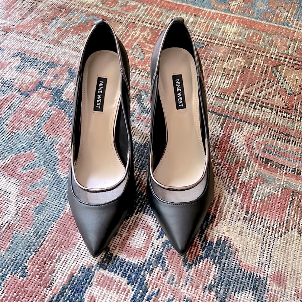 Black Leather Pumps with Mesh + Metallic Detail, Size 7